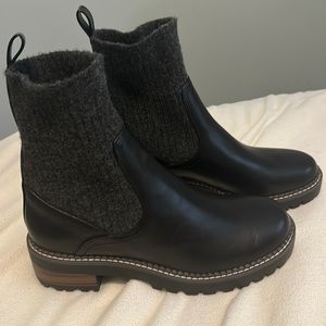 Universal Thread Sweater Bootie. Women’s size 10